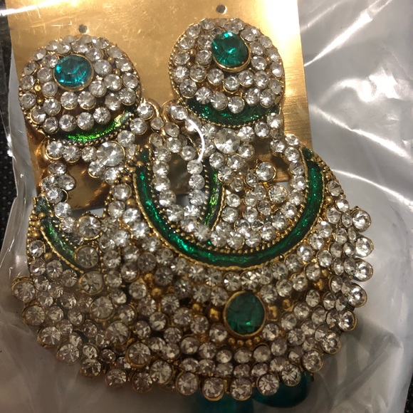 WS2024MAR142 (Earrings)